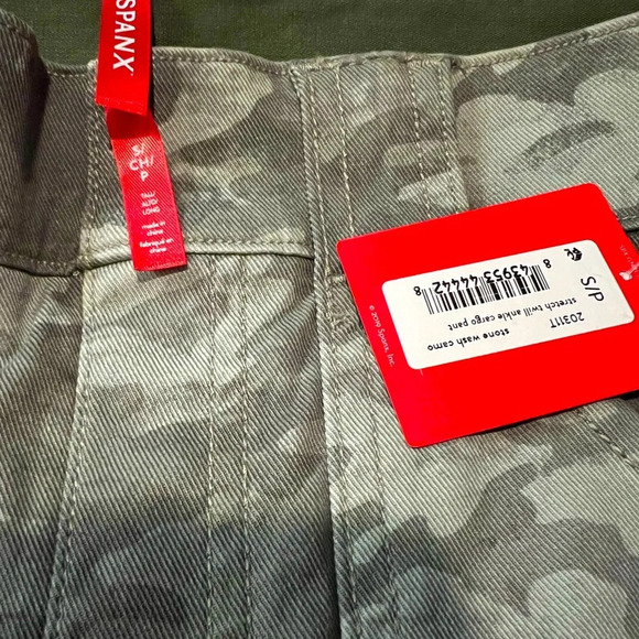 SPANX Stretch Twill Ankle Cargo Pant in Stone Wash Camo Size X-Small Tall - Picture 10 of 12